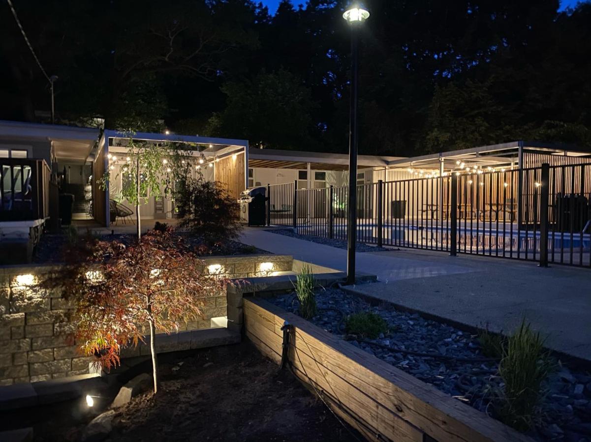 Holiday Hill Resort Saugatuck Exterior foto